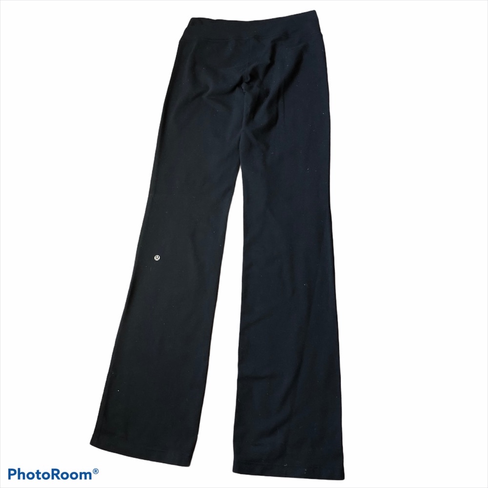 Lululemon flare leg Yoga pants size 10